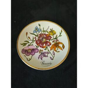 RARE FIND!!!  Vintage GUCCI Floral Trinket Dish, In excellent condition